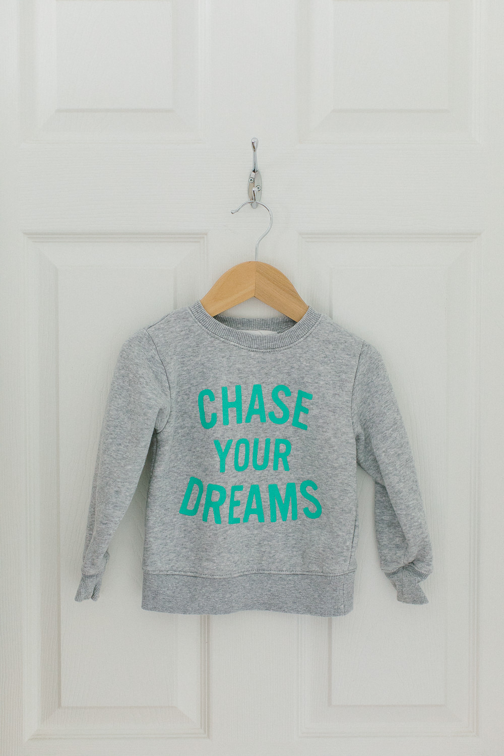 'Follow your dreams' jumper