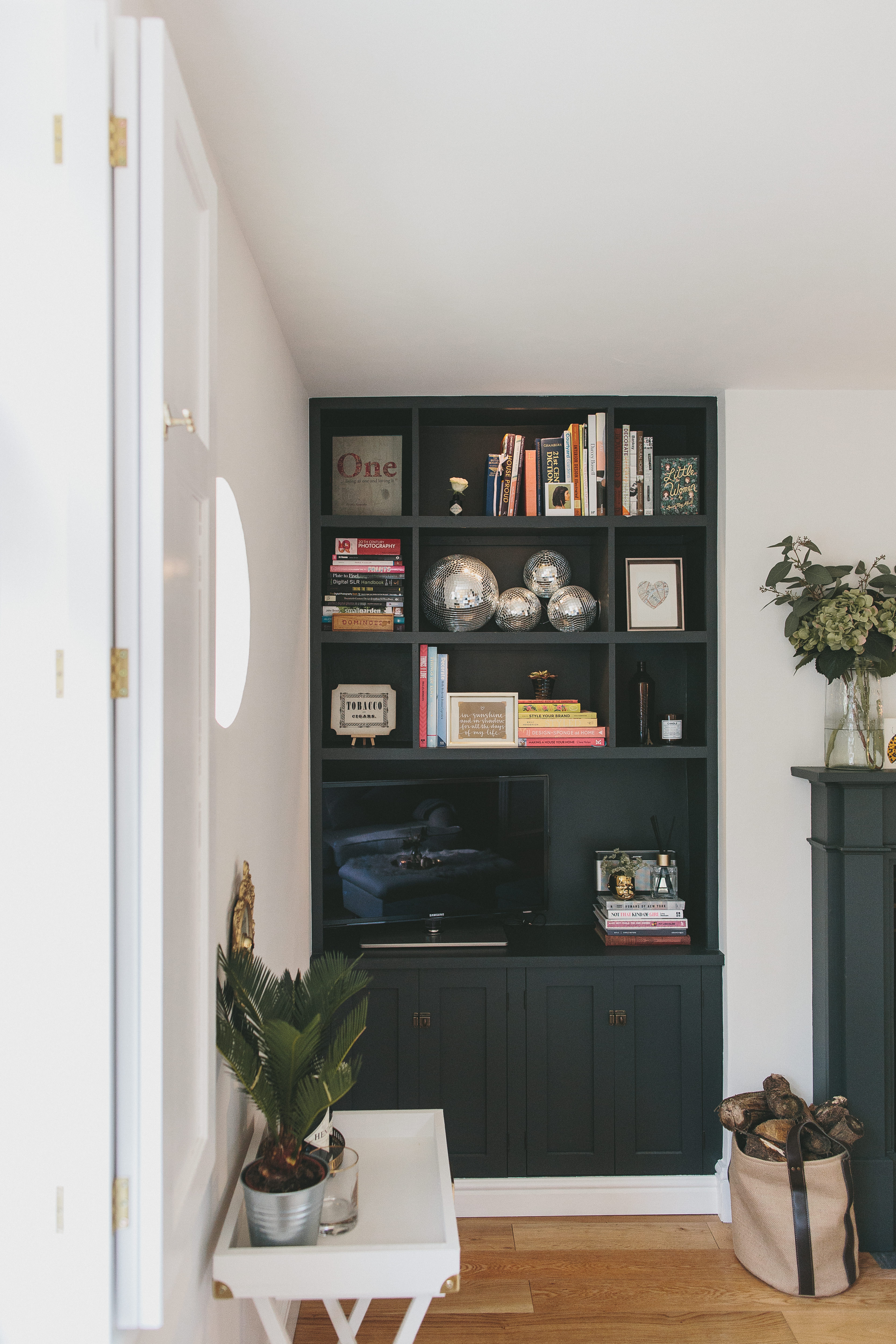 Built-in Bookcase with Shelving Cubbies