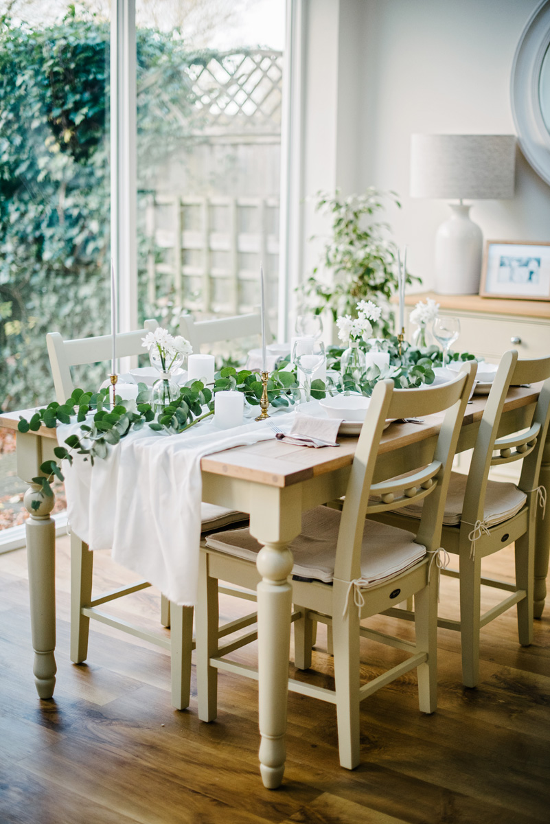 Winter tablescaping