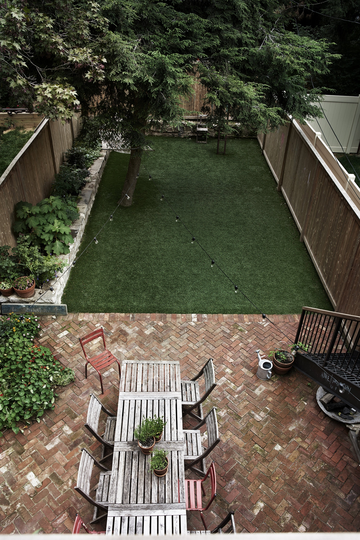 Artificial Grass: The Pros and Cons