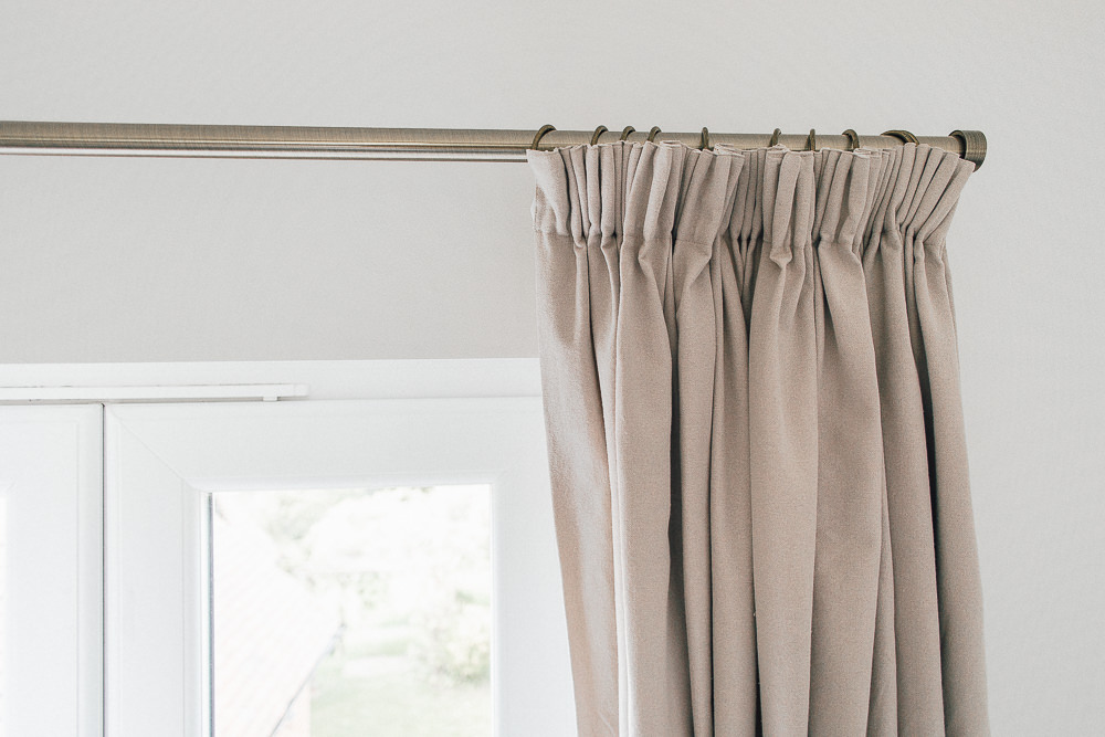 Hanging Curtains With Laura Ashley, How To Hang Pencil Pleat Curtains On Rod